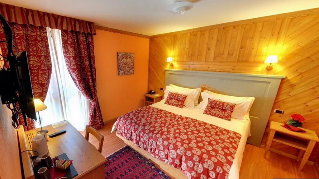 Hotel Boton D'Or & Wellness A La Thuile Eksteriør billede