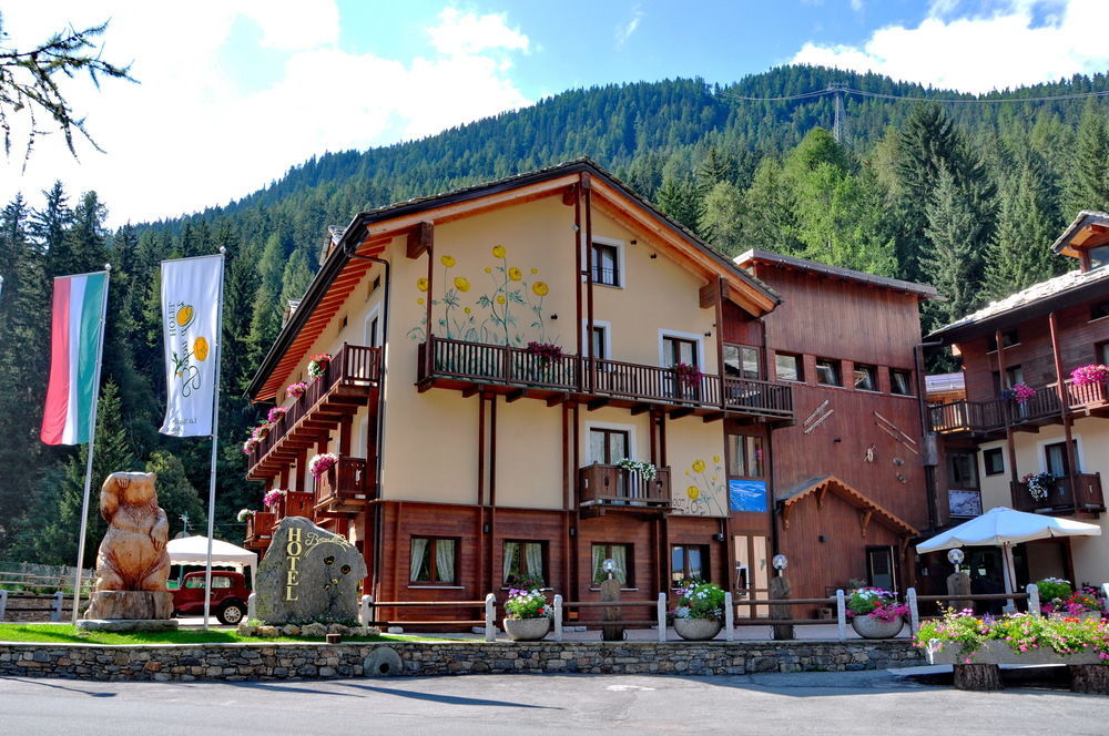 Hotel Boton D'Or & Wellness A La Thuile Eksteriør billede